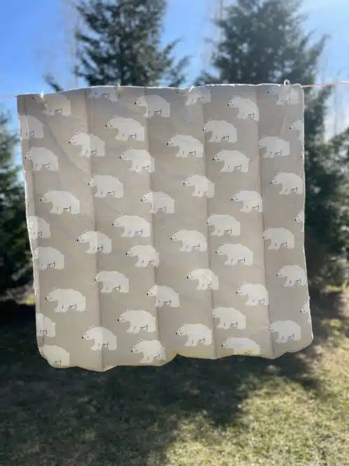 Kotimainen peitto jääkarhukuosilla 90x90cm