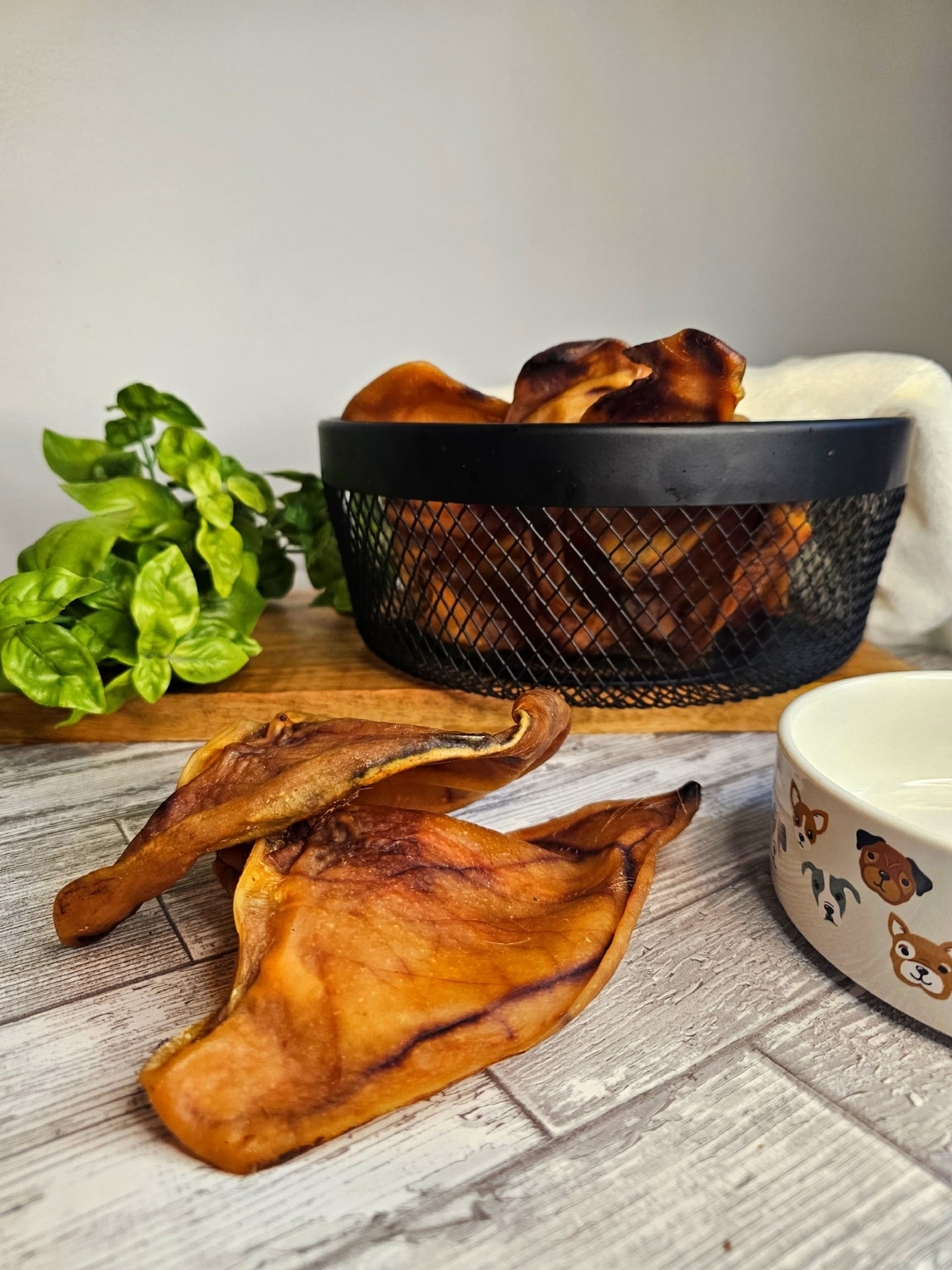 Kaikenkarvaiset Possun korvasiivu 1kg - Image 2